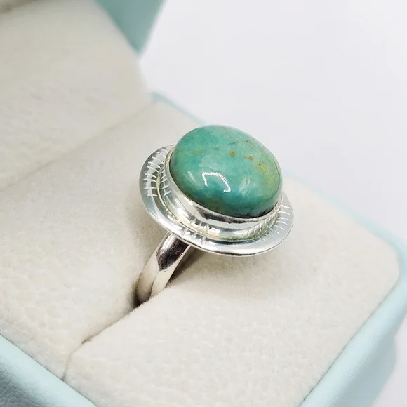 Round Turquoise Ring - Picture 3 of 5